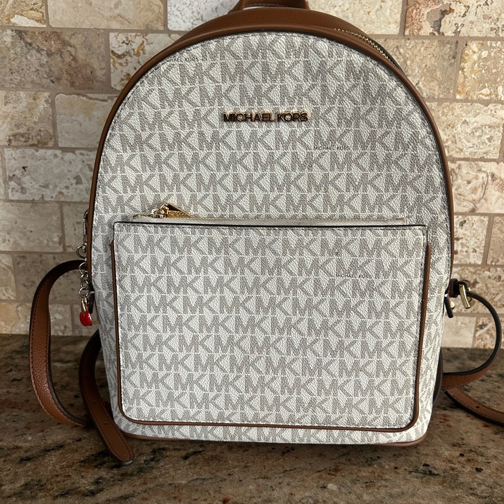 MICHAEL KORS BACKPACK RACKPACK -- Black FULL PATTERN 35T1G4AB2B Used